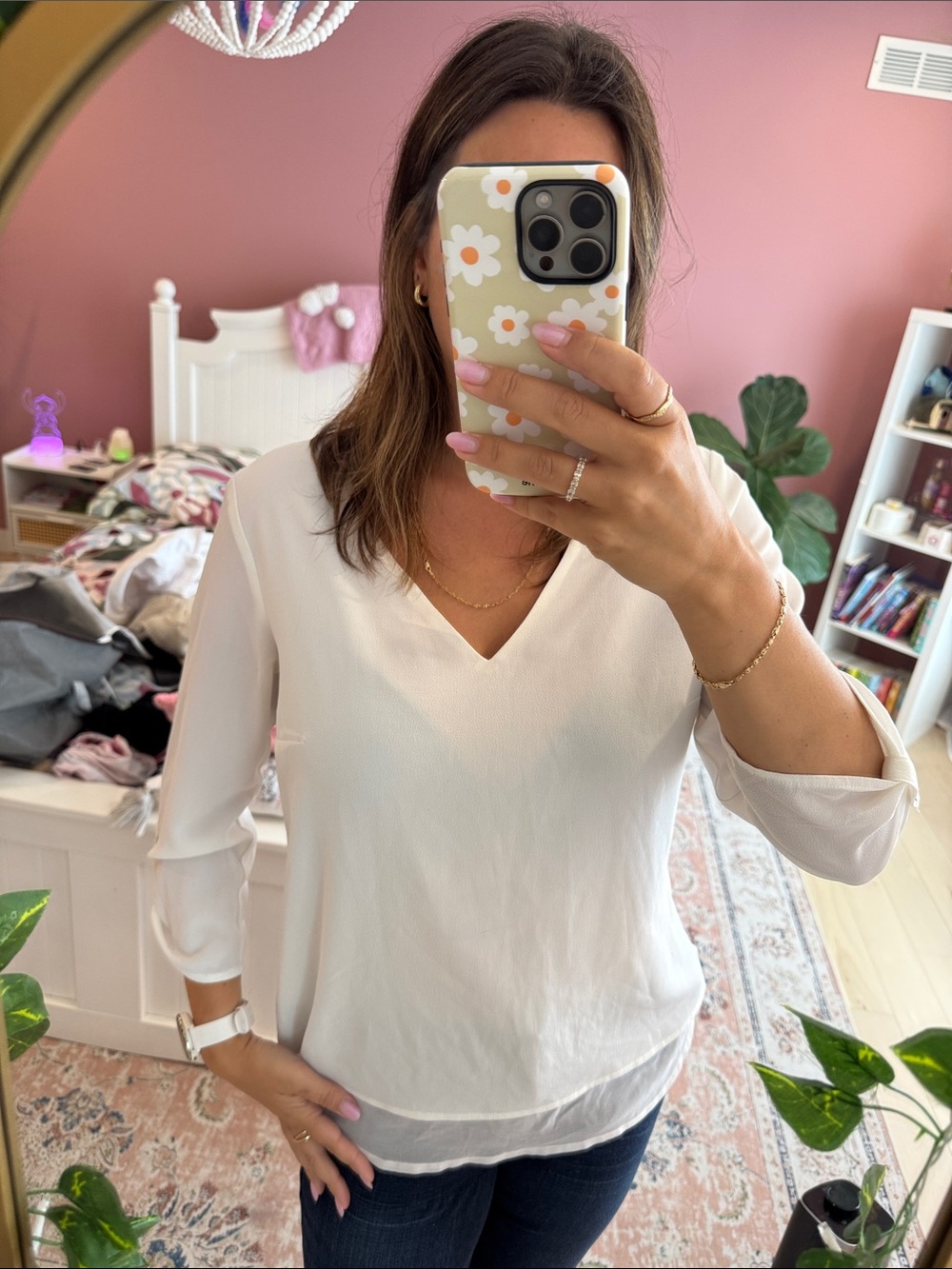 Dynamite White V-Neck 3/4 Sleeve Blouse